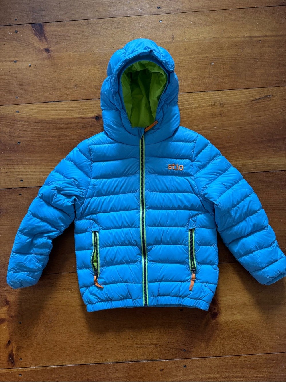 NWOT Kids Down STIO Winter Snow Jacket in Size 6, Water Resistant, PFAS FREE!